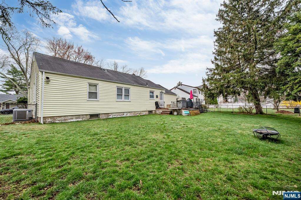 3 Bedroom Single Family Home/House's Image 15