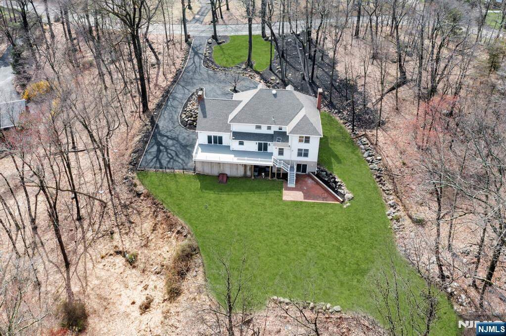 4 Bedroom Single Family Home/House's Image 44
