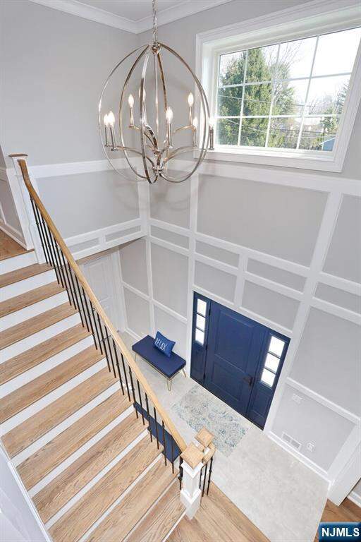 5 Bedroom Single Family Home/House's Image 21