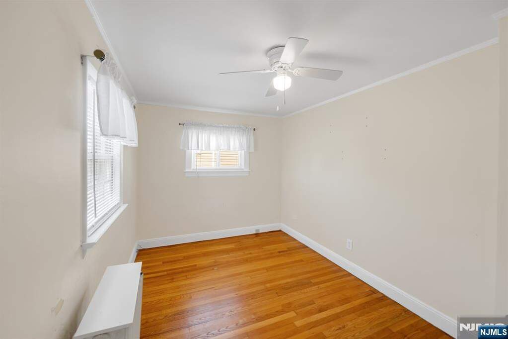 3 Bedroom Single Family Home/House's Image 20
