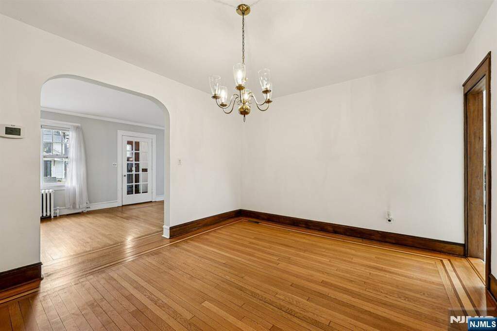 3 Bedroom Single Family Home/House's Image 11