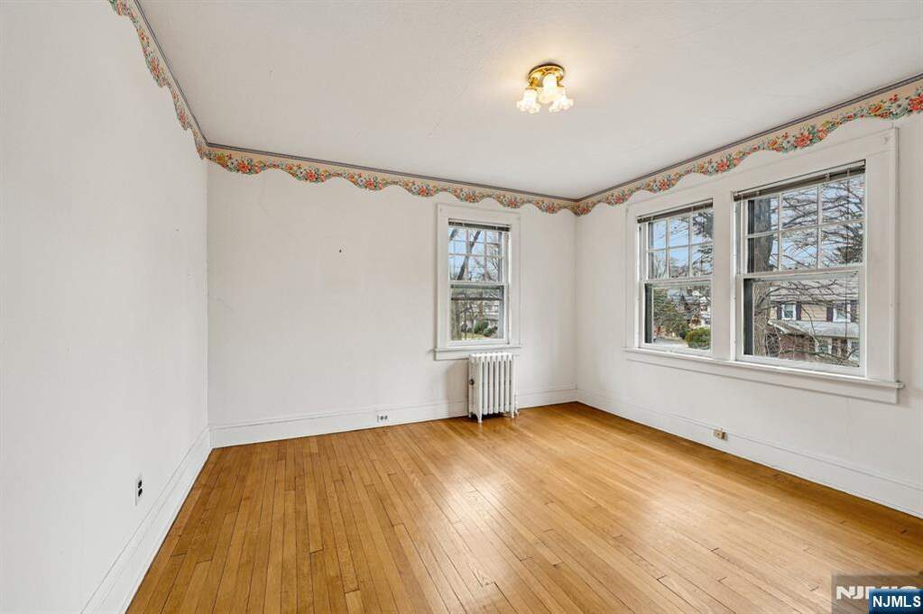 3 Bedroom Single Family Home/House's Image 22