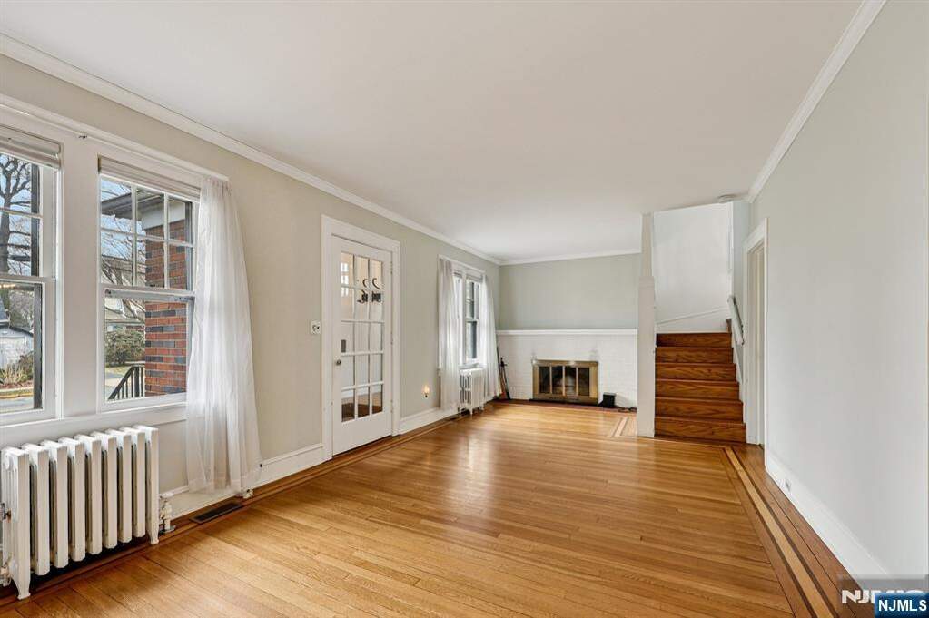 3 Bedroom Single Family Home/House's Image 4