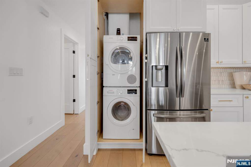 7 Bedroom Multi Unit's Image 34