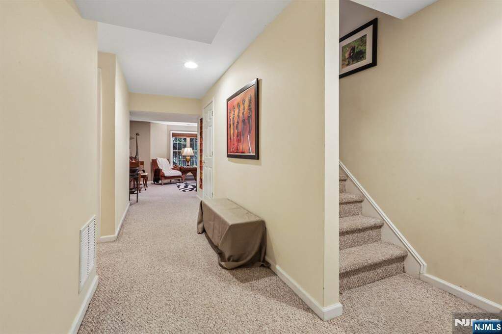 4 Bedroom Single Family Home/House's Image 29