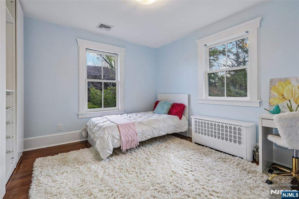4 Bedroom Single Family Home/House's Image 26