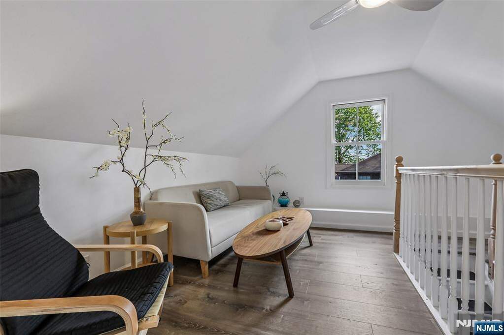 4 Bedroom Single Family Home/House's Image 29