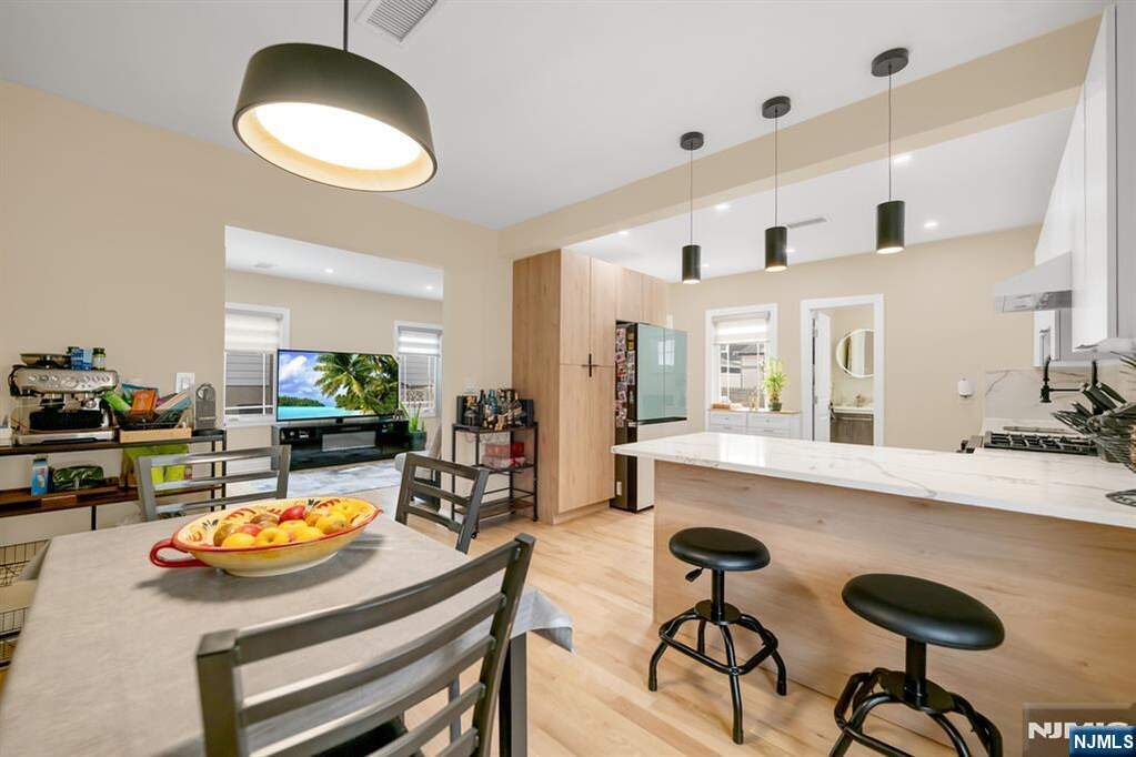 2 Bedroom Single Family Home/House's Image 8