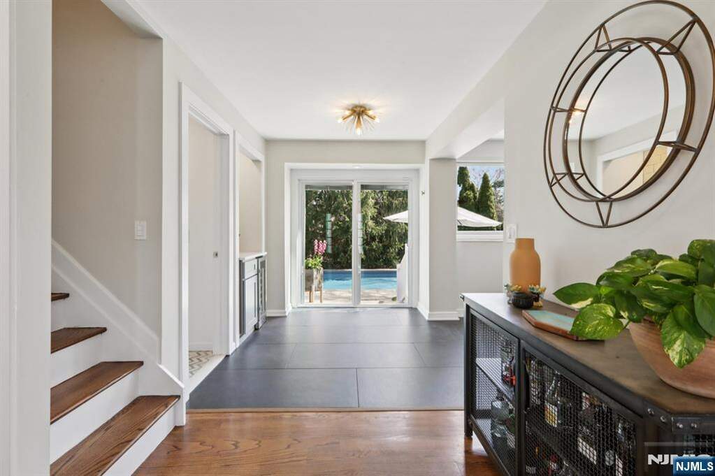 4 Bedroom Single Family Home/House's Image 12