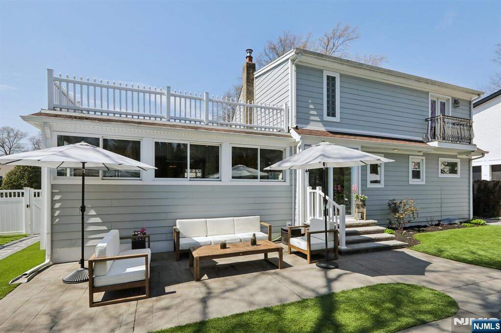 4 Bedroom Single Family Home/House's Image 41