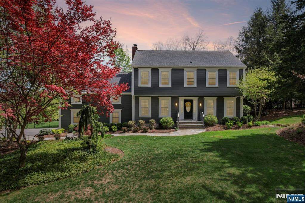 4 Bedroom Single Family Home/House's Image 27