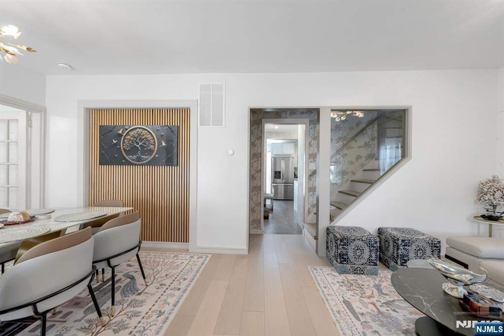 4 Bedroom Single Family Home/House's Image 12