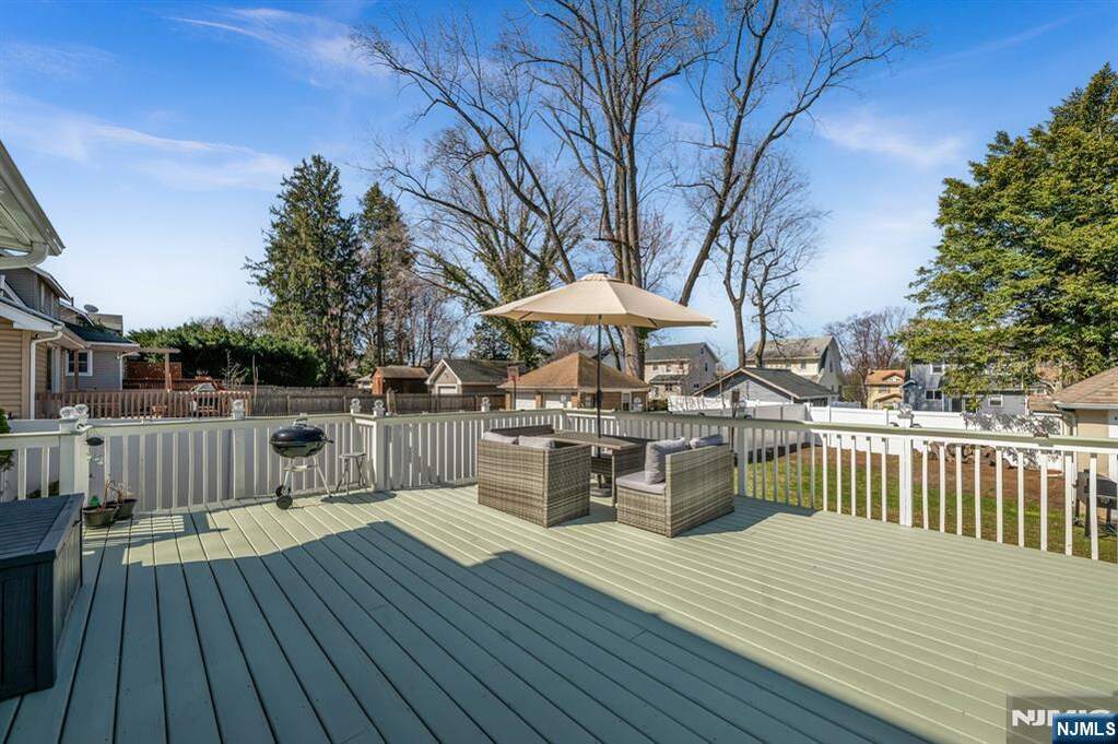 4 Bedroom Single Family Home/House's Image 43