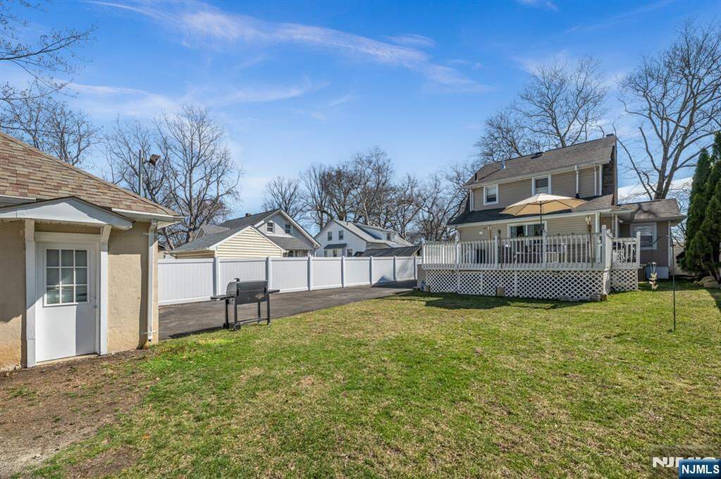 4 Bedroom Single Family Home/House's Image 46