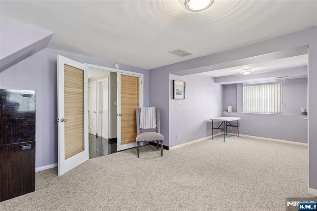 4 Bedroom Single Family Home/House's Image 18