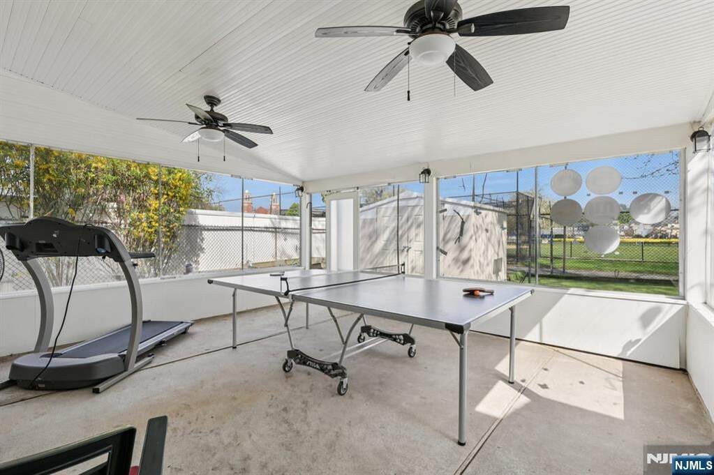 4 Bedroom Single Family Home/House's Image 24