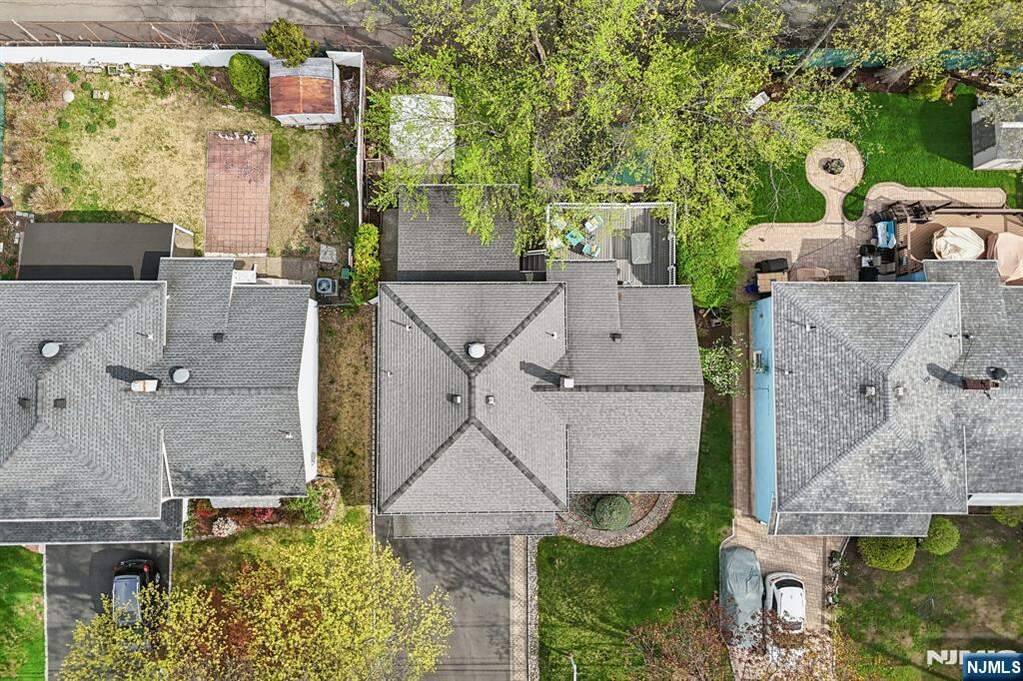 4 Bedroom Single Family Home/House's Image 31
