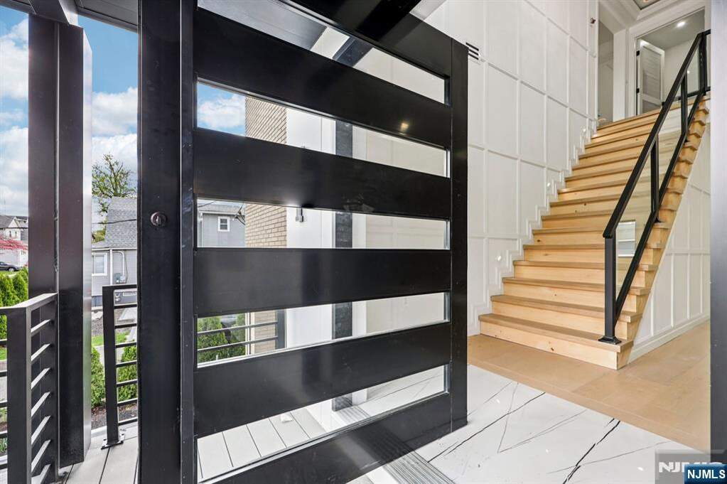 4 Bedroom Single Family Home/House's Image 15