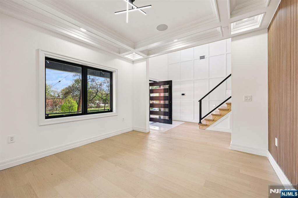 4 Bedroom Single Family Home/House's Image 16
