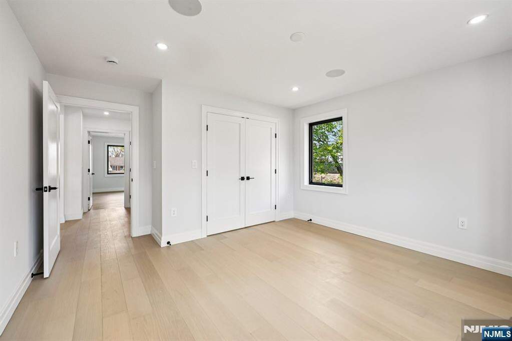 4 Bedroom Single Family Home/House's Image 29