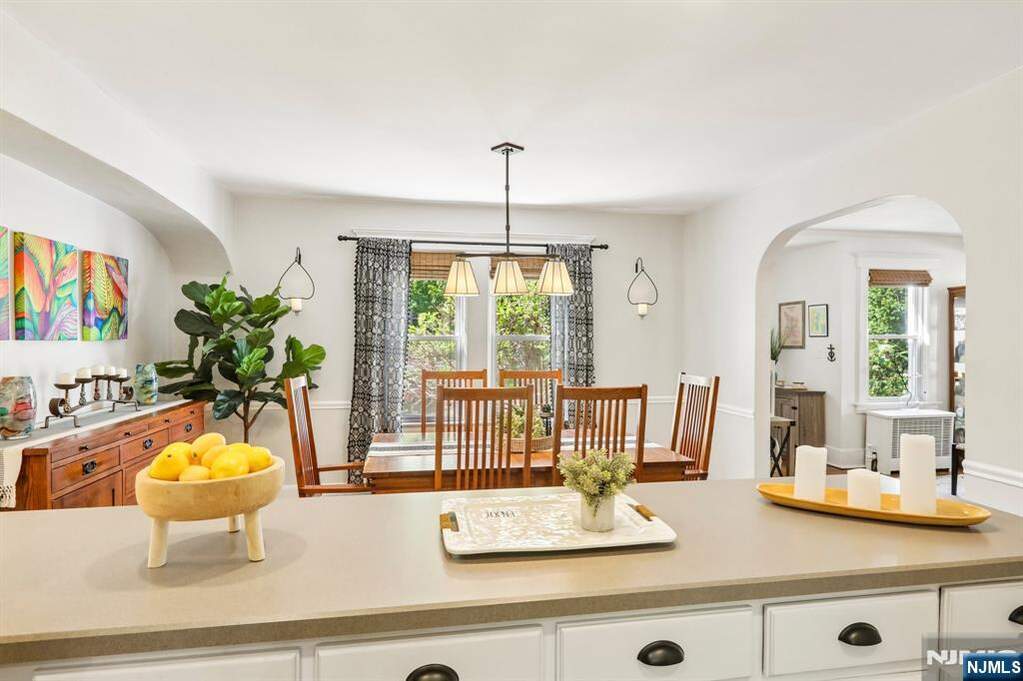 4 Bedroom Single Family Home/House's Image 12
