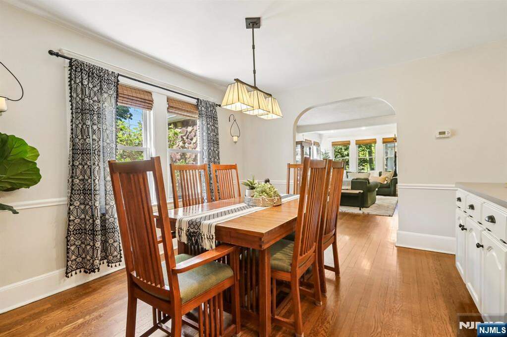 4 Bedroom Single Family Home/House's Image 13