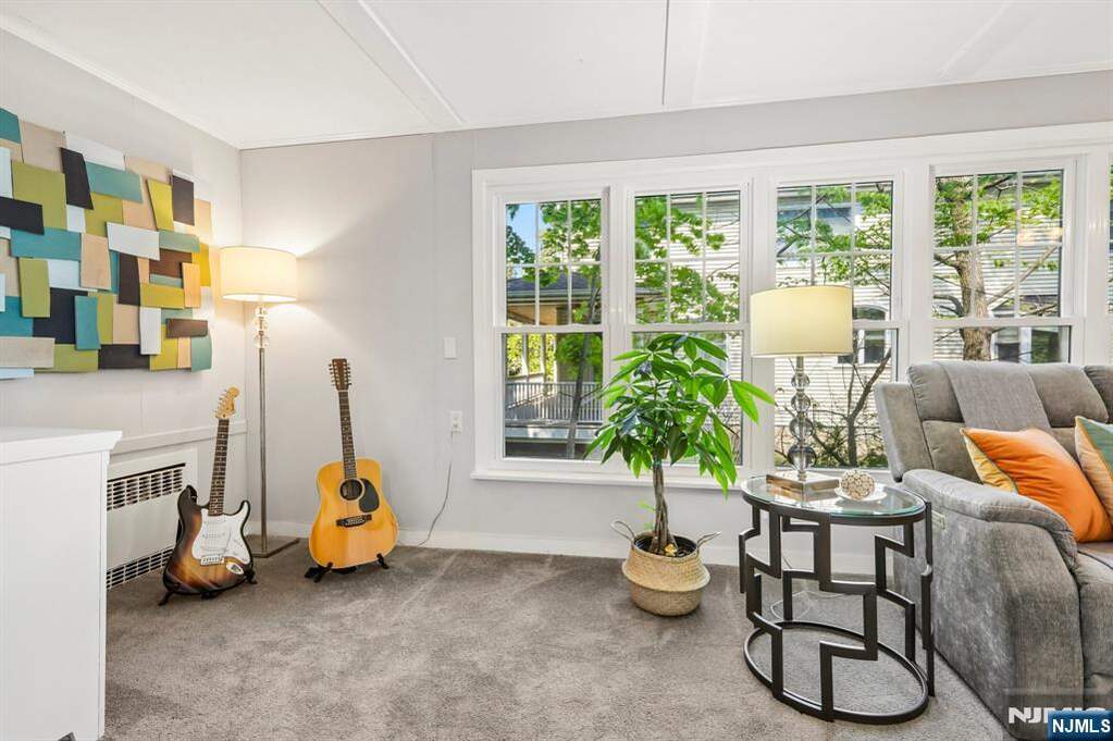 4 Bedroom Single Family Home/House's Image 19