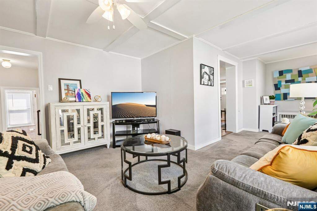 4 Bedroom Single Family Home/House's Image 20