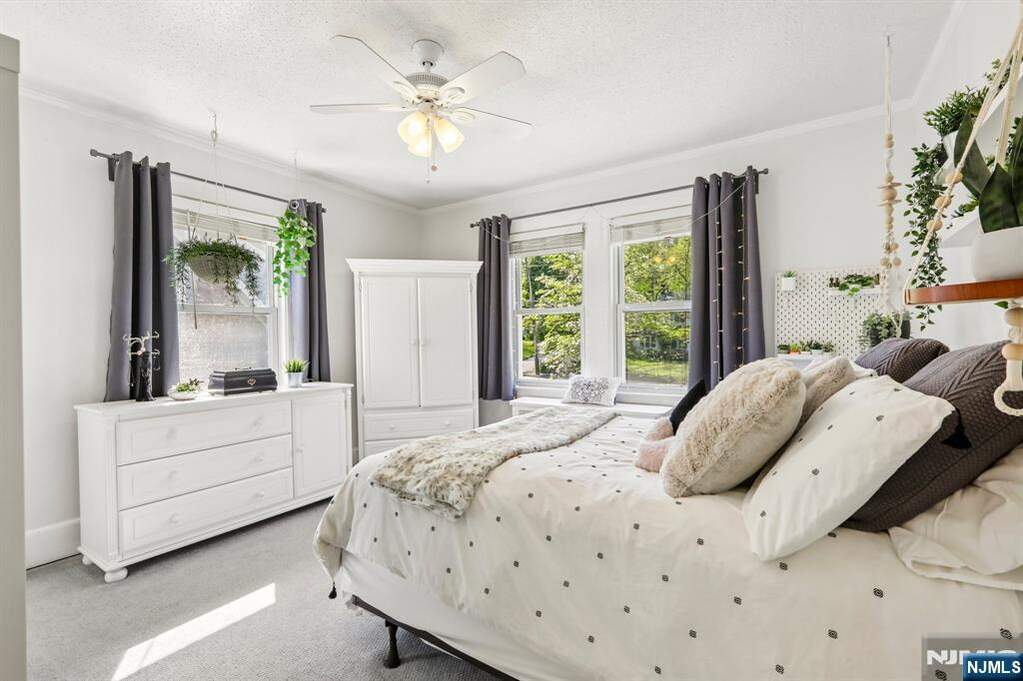 4 Bedroom Single Family Home/House's Image 30