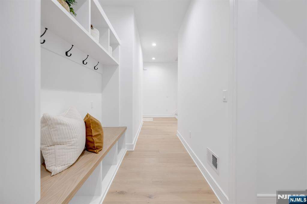 3 Bedroom Villa/Townhouse's Image 16