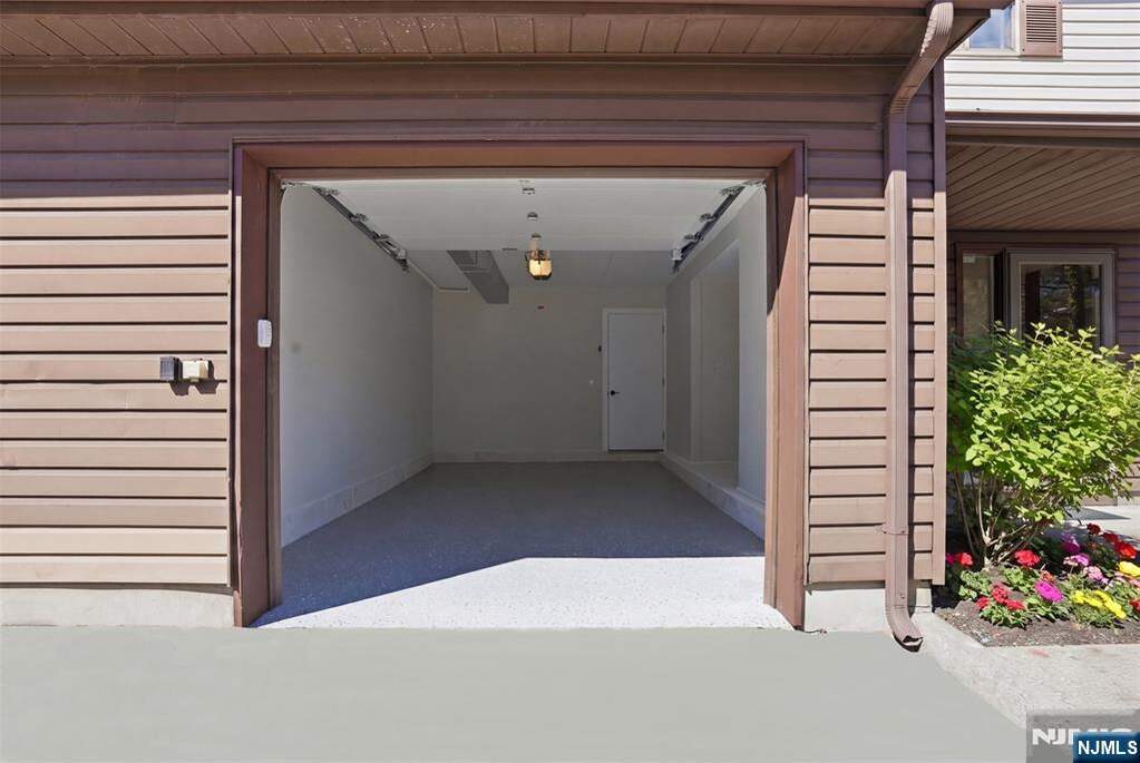 3 Bedroom Villa/Townhouse's Image 12