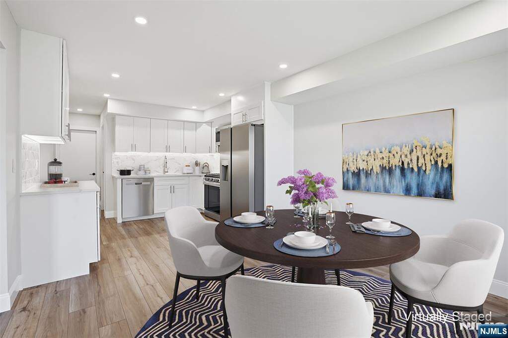 3 Bedroom Villa/Townhouse's Image 3