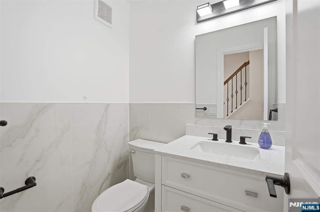 3 Bedroom Villa/Townhouse's Image 5