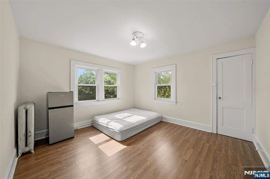 3 Bedroom Single Family Home/House's Image 17