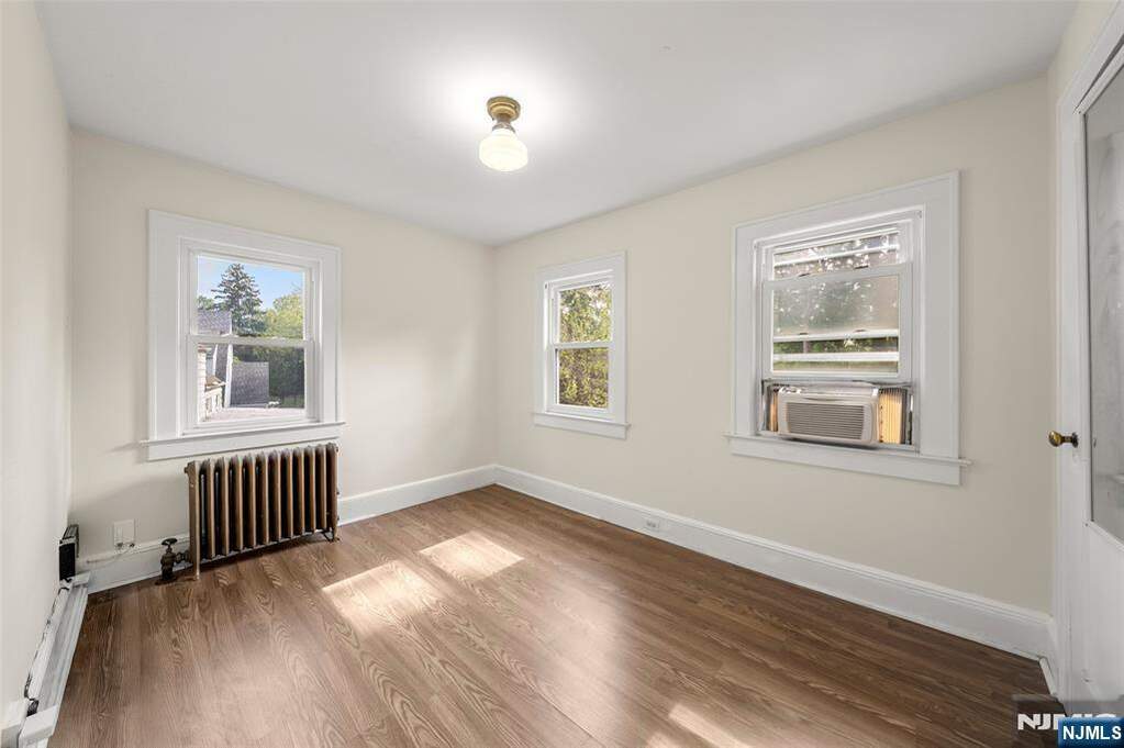 3 Bedroom Single Family Home/House's Image 19