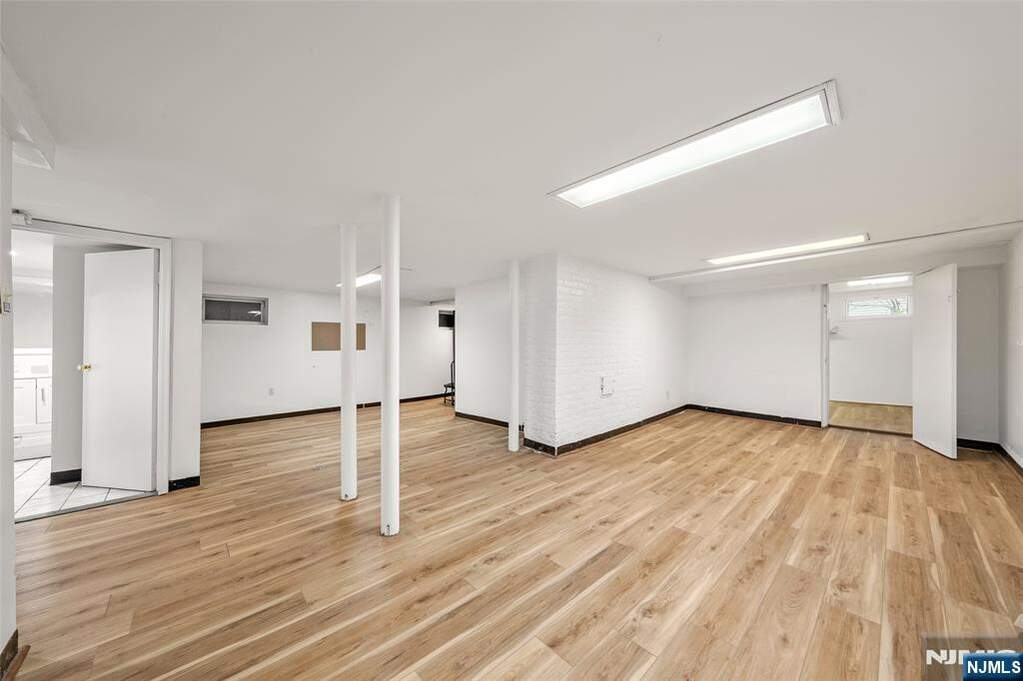 3 Bedroom Single Family Home/House's Image 21