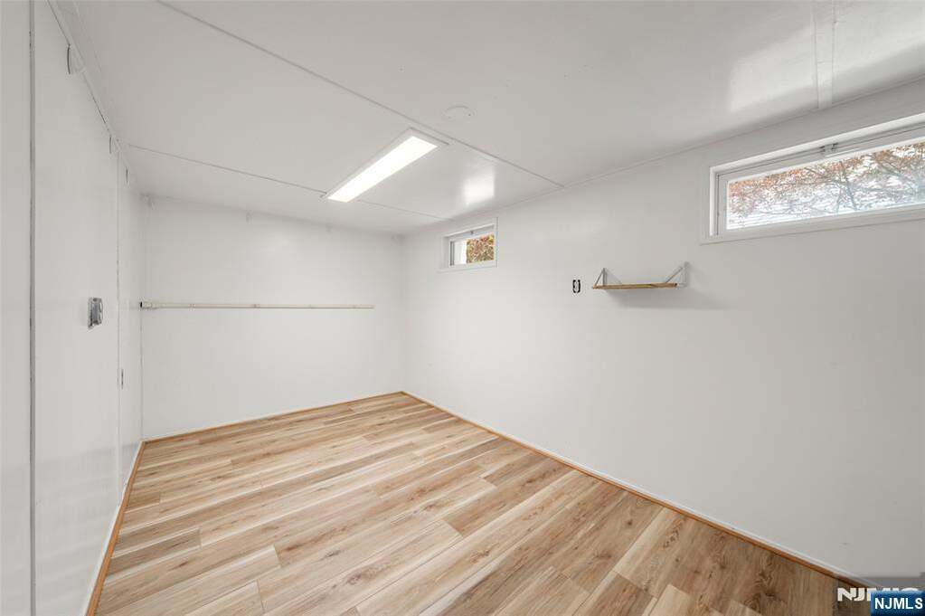 3 Bedroom Single Family Home/House's Image 22