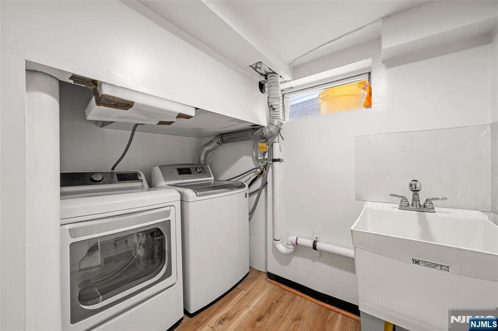 3 Bedroom Single Family Home/House's Image 24