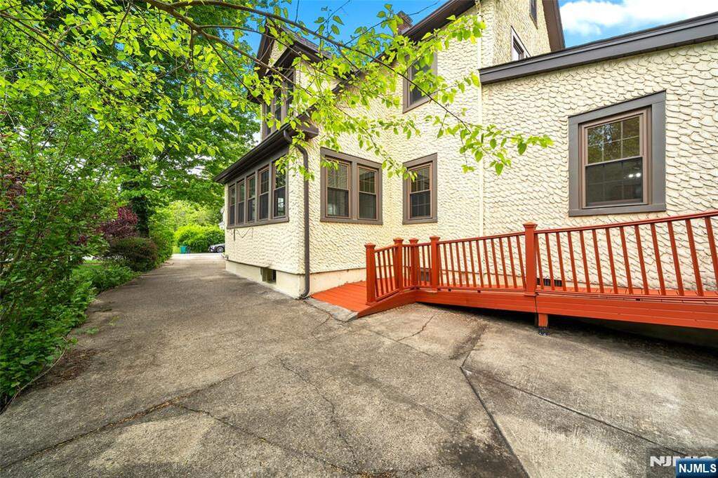 3 Bedroom Single Family Home/House's Image 26