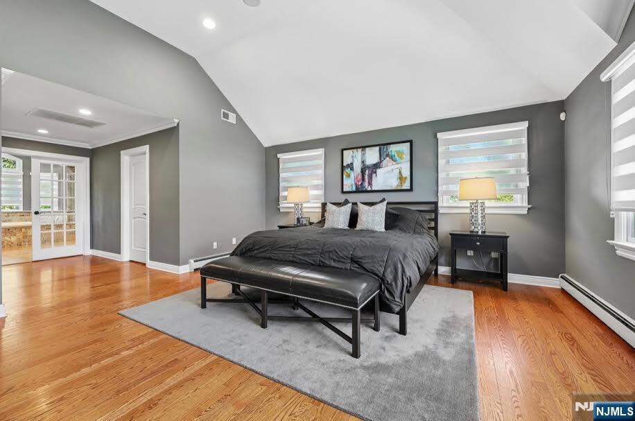 5 Bedroom Single Family Home/House's Image 39