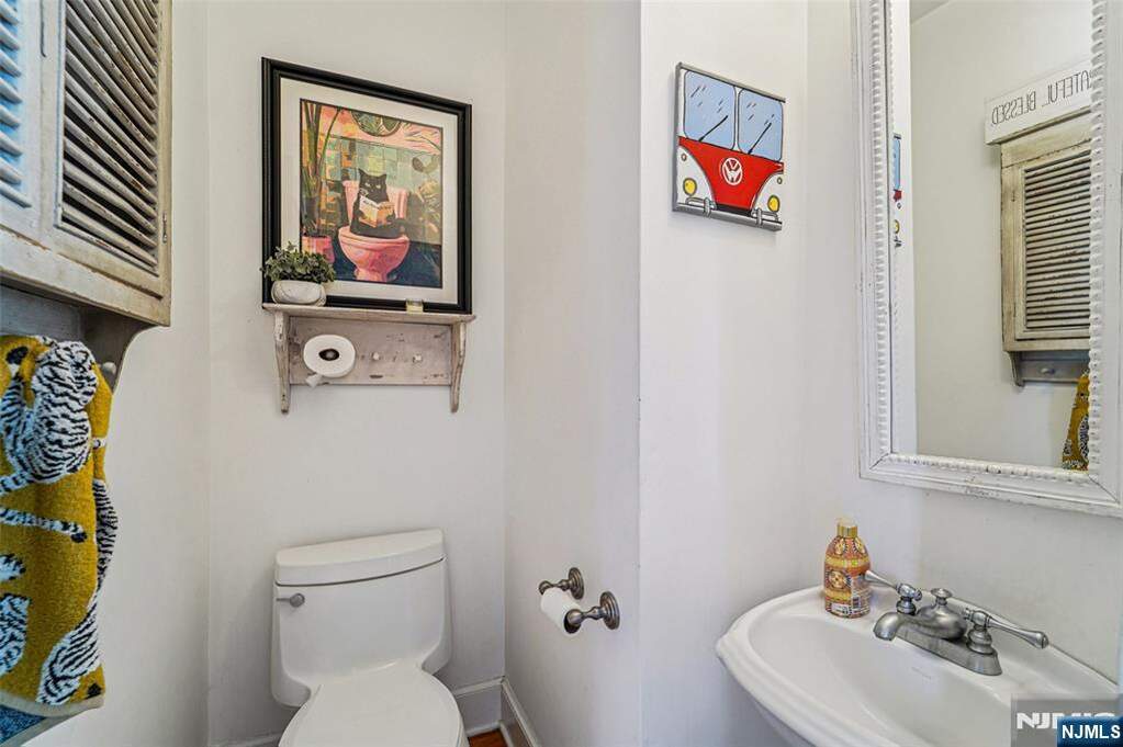 3 Bedroom Single Family Home/House's Image 15