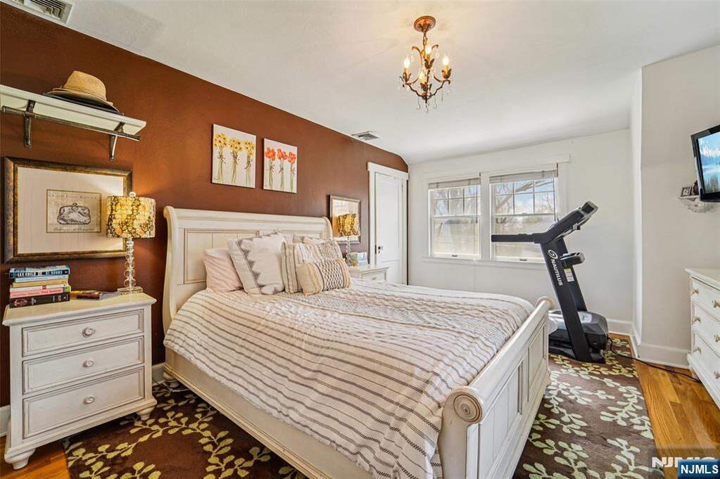 3 Bedroom Single Family Home/House's Image 18