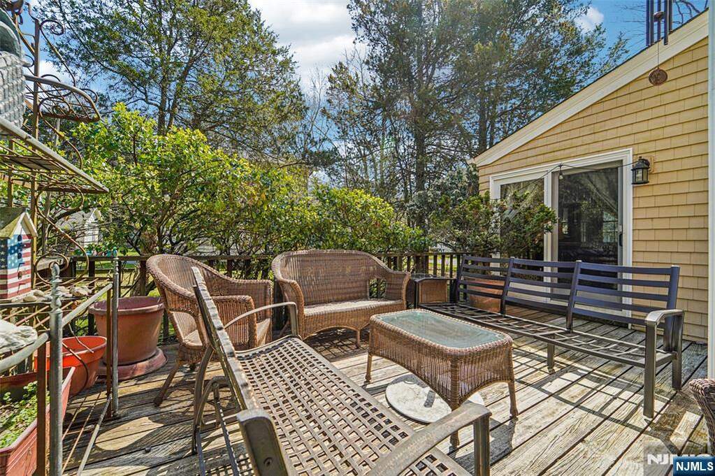 3 Bedroom Single Family Home/House's Image 28