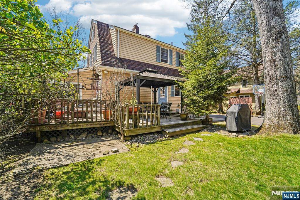 3 Bedroom Single Family Home/House's Image 30