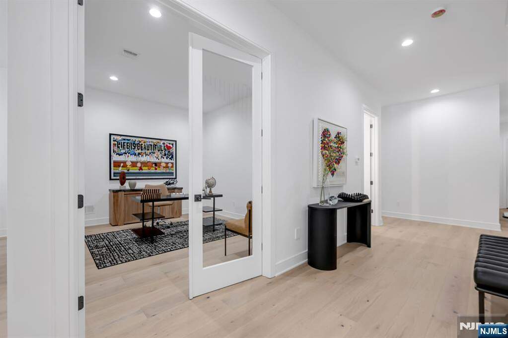3 Bedroom Villa/Townhouse's Image 11