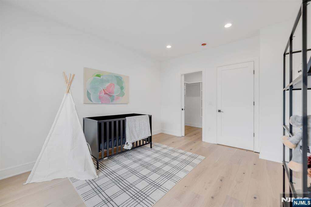 3 Bedroom Villa/Townhouse's Image 32