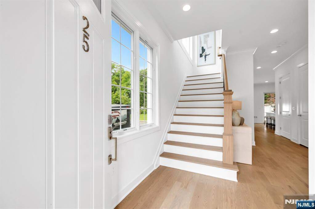 3 Bedroom Villa/Townhouse's Image 15