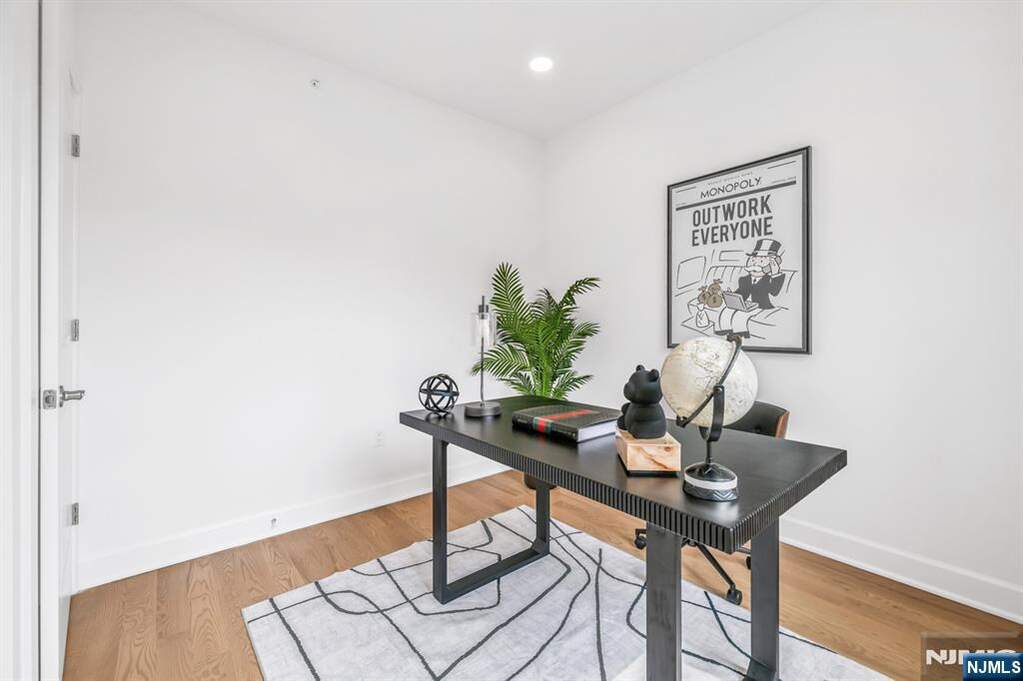 3 Bedroom Villa/Townhouse's Image 30