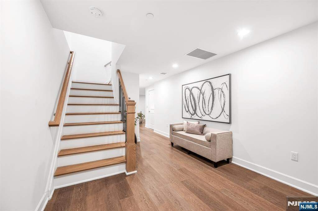 3 Bedroom Villa/Townhouse's Image 35