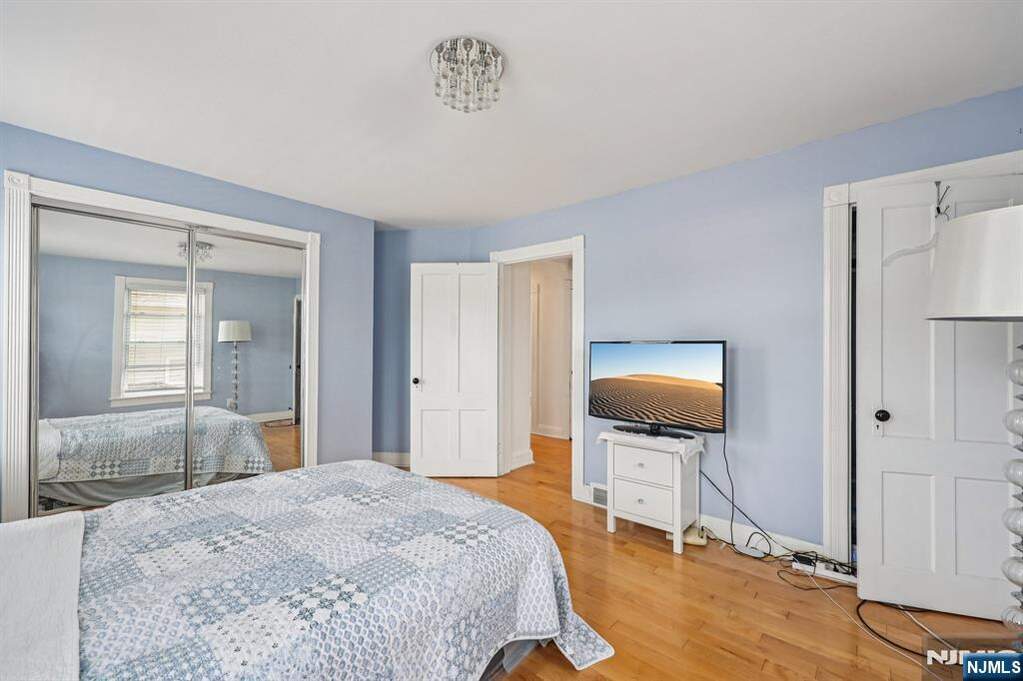 3 Bedroom Single Family Home/House's Image 24